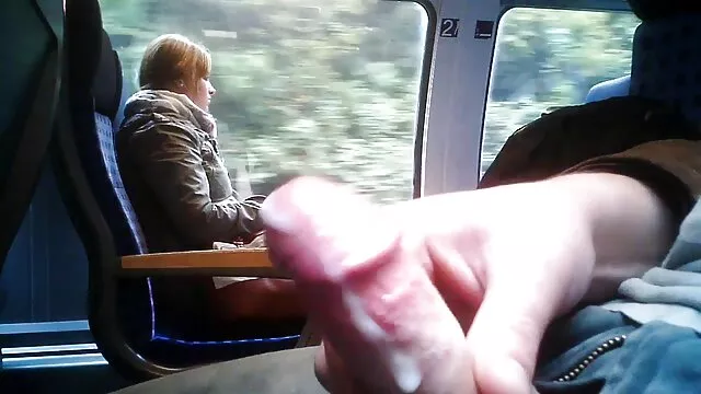 電話で話した後、水着のセクシーな女の子が悪魔の中で彼女のオマンコを自慰行為を開始し、彼女の兄弟は、彼女が燃えるまで、彼女は今、彼らが愛を作る場合彼女はすべてを取るだろうと約束した、カメラの前で彼女を撮影していたが、男はレイプしなければならない、雌犬と彼女をファックしなければならない、彼はそうしたように。 女性 向け エロ 無料 動画