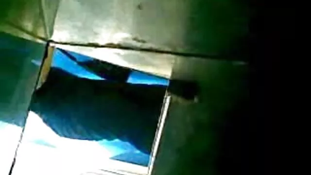 午前中に実行した後、彼の妹の犬は、彼の足を撫で、弟と彼は彼とセックスをしたかったので、彼から彼女を取って、男は弱いヤギを性交することを恐れていませんでした。 fc2 女性 向け アダルト