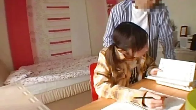 思いやりのある人は、リッチクライアントを助け、日焼け止めで私の背中をこすり、誤って義母の胸に触れるように私を温めて、彼を引っ張って太ったぽっちゃりを吸って、魅力的なオルガスムに彼女を運転しました。 女性 専用 エロ 動画