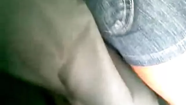 若い女の子は顔に打撃を受ける エロ 動画 女性 向け 玩具