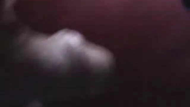 小さなおっぱいを撫でて、どこでもお互いを舐めている若い女の子。 エロ 動画 女の子 専用