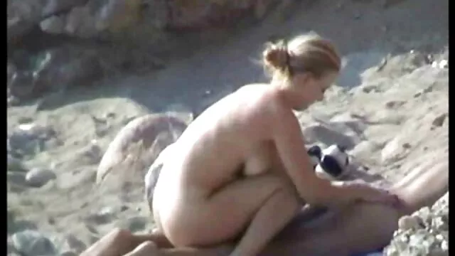 大隊のレズビアンとともにディルド 北野 翔太 エロ 動画