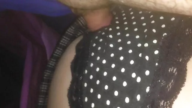 透明なランジェリーでお尻金髪masturbatesゴム製のコックにスイング 女性 専用 無料 アダルト 動画