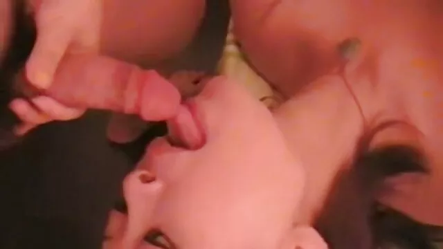 Pornstarにベッドとともに彼女の夫 女 用 アダルト 動画