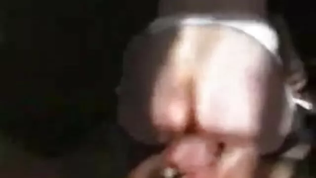 所有者は容赦なくポルノマシンでブロンドを犯した。 女性 の 為 の アダルト 動画