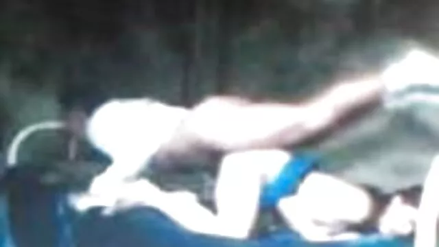 彼らは美しく、繊細な下着とスーツケースを見つけるまで、家の周りを実行している裸の女の子とそれらのそれぞれは、自分自身のために美しいセットを見つけ、その後、長い間、肛門に犯されていない目隠しの男を魅了し始めました。 エロ 動画 女 向け